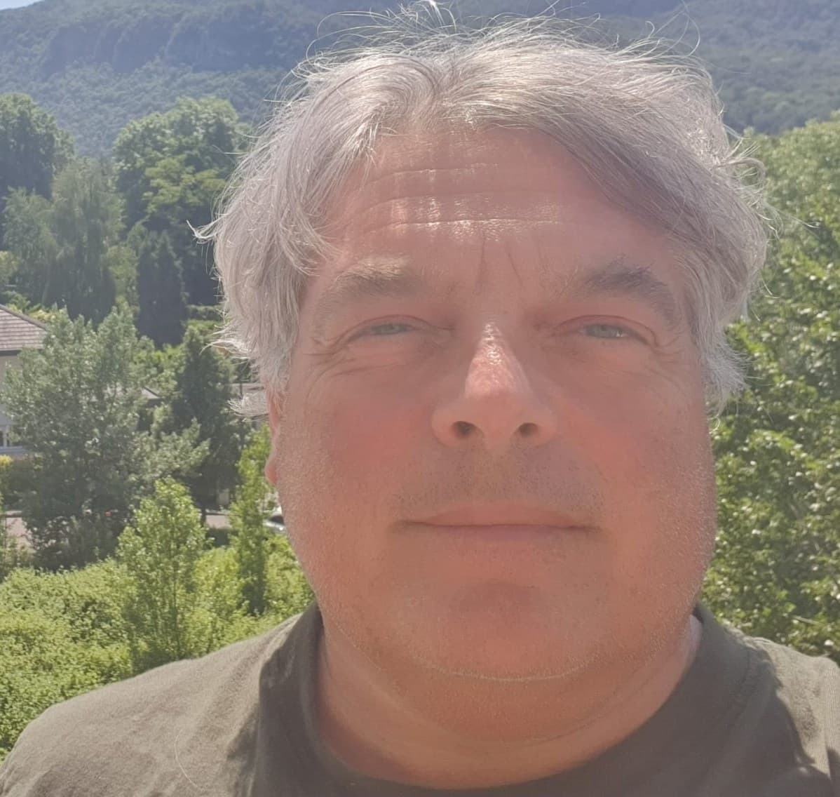 Portrait de Denis VUILLOZ, Co-fondateur Expert TST et Risques électriques